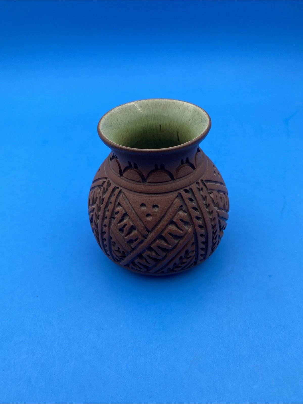 Six Nations Mohawk Pottery carved redware bud vase, green interior, signed, #8 - Image 2