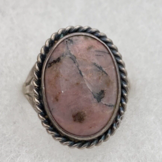 Beautiful Vintage Navajo Sterling silver Rhodonite Ring Size 7.5