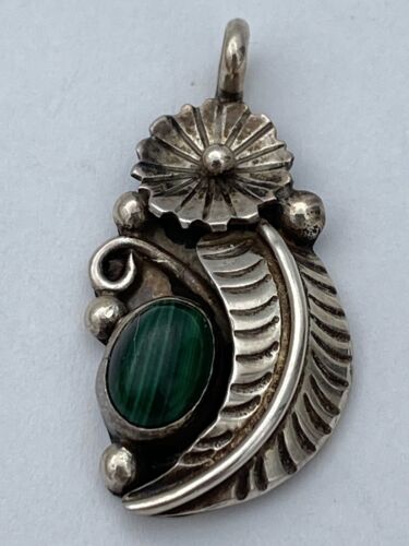 Southwest Style Sterling Silver Dark Green Turquoise Pendant 3.8 Grams - Image 2
