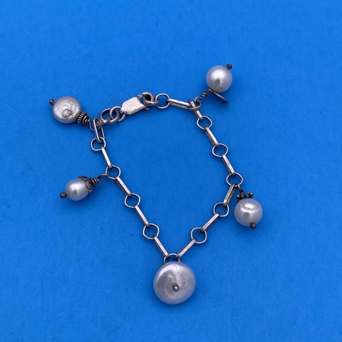 Vintage Silver bracelet with real freshwater pearl 12.8 Grams
