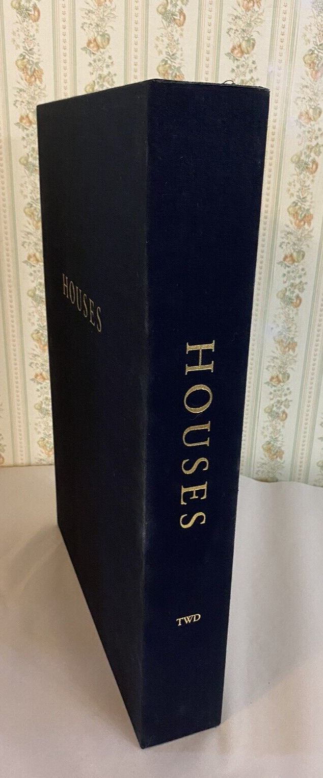 Rare Two-Volume Collector's Set of Houses by Thierry W. Despont - Inscribed - Image 2
