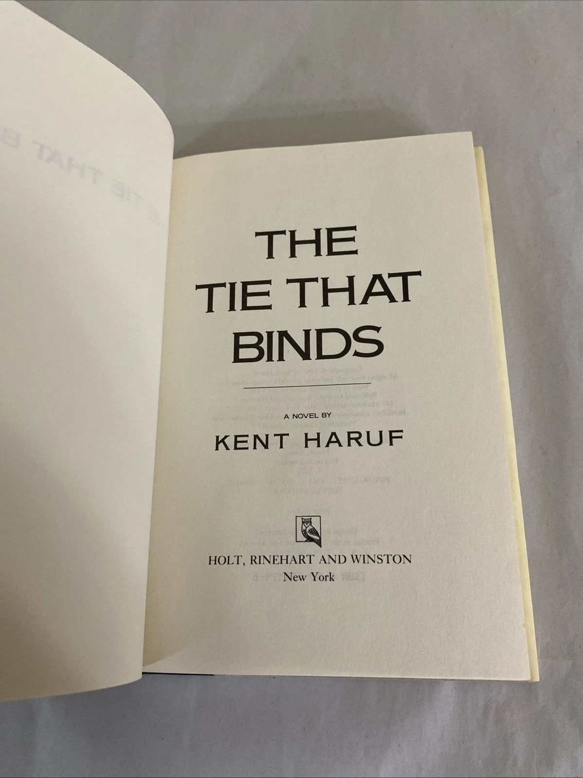 1984 The Tie That Binds Kent Haruf First Edition 1st Printing w/ Dust Jacket HRW - Image 3