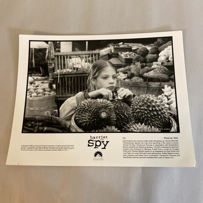7 1996 HARRIET THE SPY Movie Press Photos Michelle Trachtenberg Rosie O'Donnell - Image 2