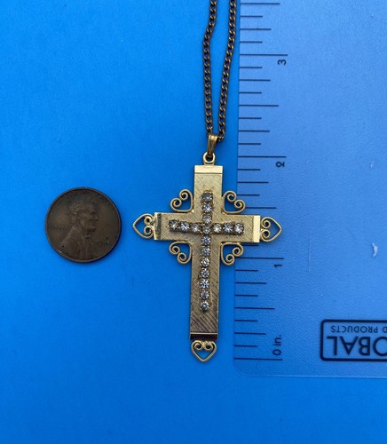 Vintage, Regal Gems, Rhinestone Gold Tone Cross Pendant Necklace, Christianity - Image 11
