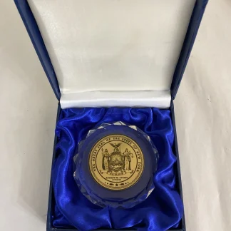 NY Executive Privy Seal Crystal Paperweight Andrew M. Cuomo Governor Boxed Gift!
