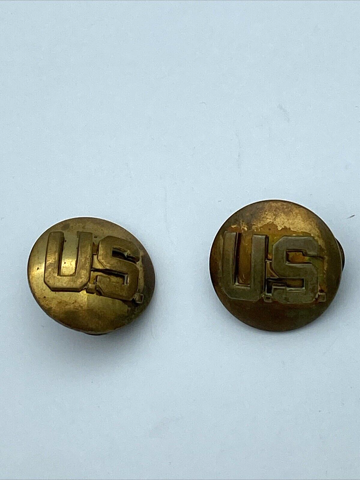 Pair Of US Military Militaria Insignia Brass Lapel Hat Pin Pinback Original