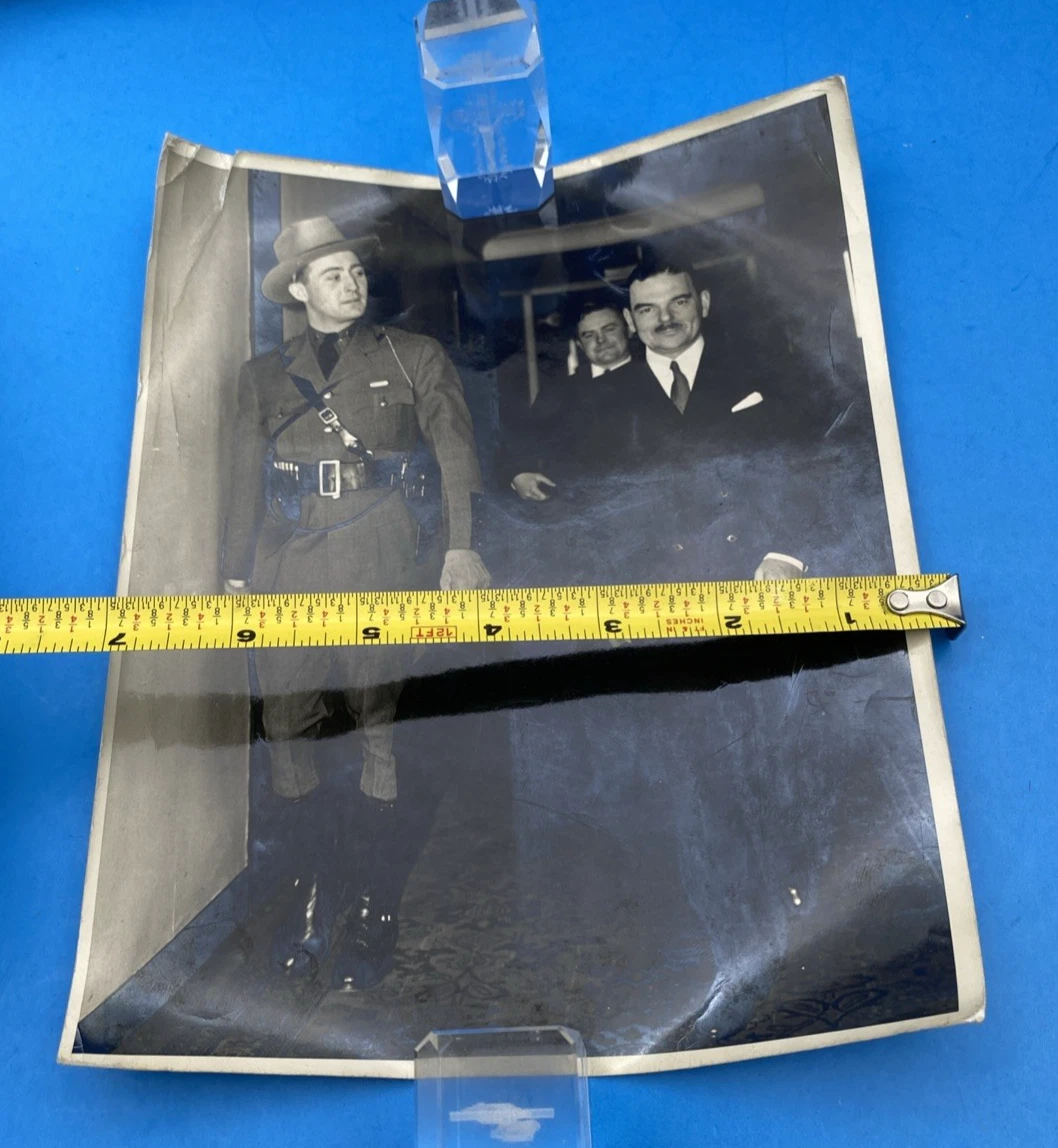Governor Thomas E. Dewey 7x9 Original Photo with Uniformed Escort Historic Image - Image 8