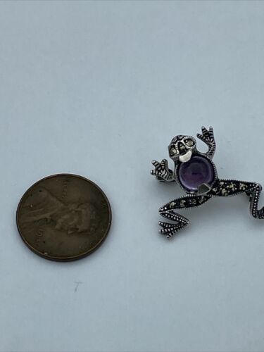 Vintage Sterling Silver Purple Amethyst and Marcasite Frog Pin Brooch - Image 3