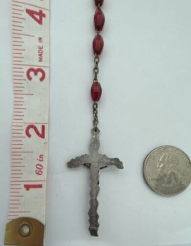 VINTAGE ITALY RED OBLONG BEADED ROSARY CHRISTIANITY - Image 10