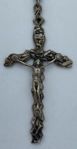 VINTAGE ITALY RED OBLONG BEADED ROSARY CHRISTIANITY - Image 3