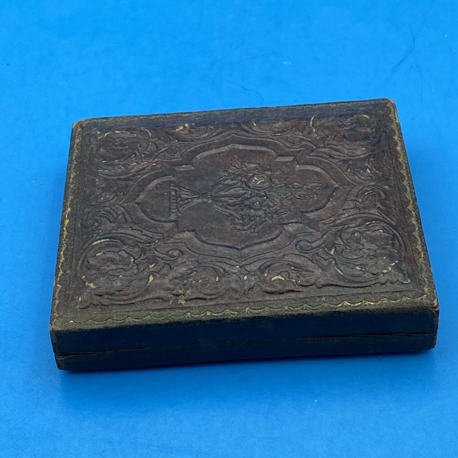 c.1857–62 Sixth-Plate Ambrotype in Embossed Leather Case, Nonpareil Mat - Image 8