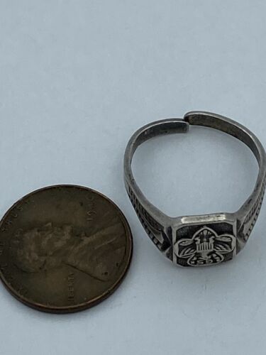 Vintage 1950s Girl Scout Ring Sterling Silver band - Size adjustable - Image 4