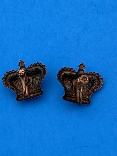 Vintage Sterling Silver Royal Crown Screw-Back Earrings, Fleur de Lis Design - Image 4